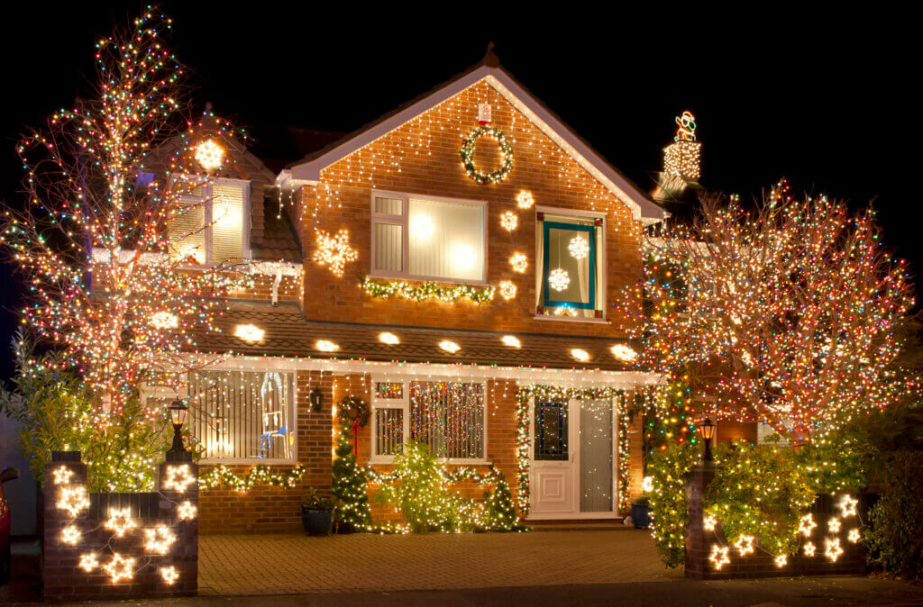 Holiday Lights Installation Service - serving Cedar Valley, Mason City, & many more! Give us a call today for a free quote.